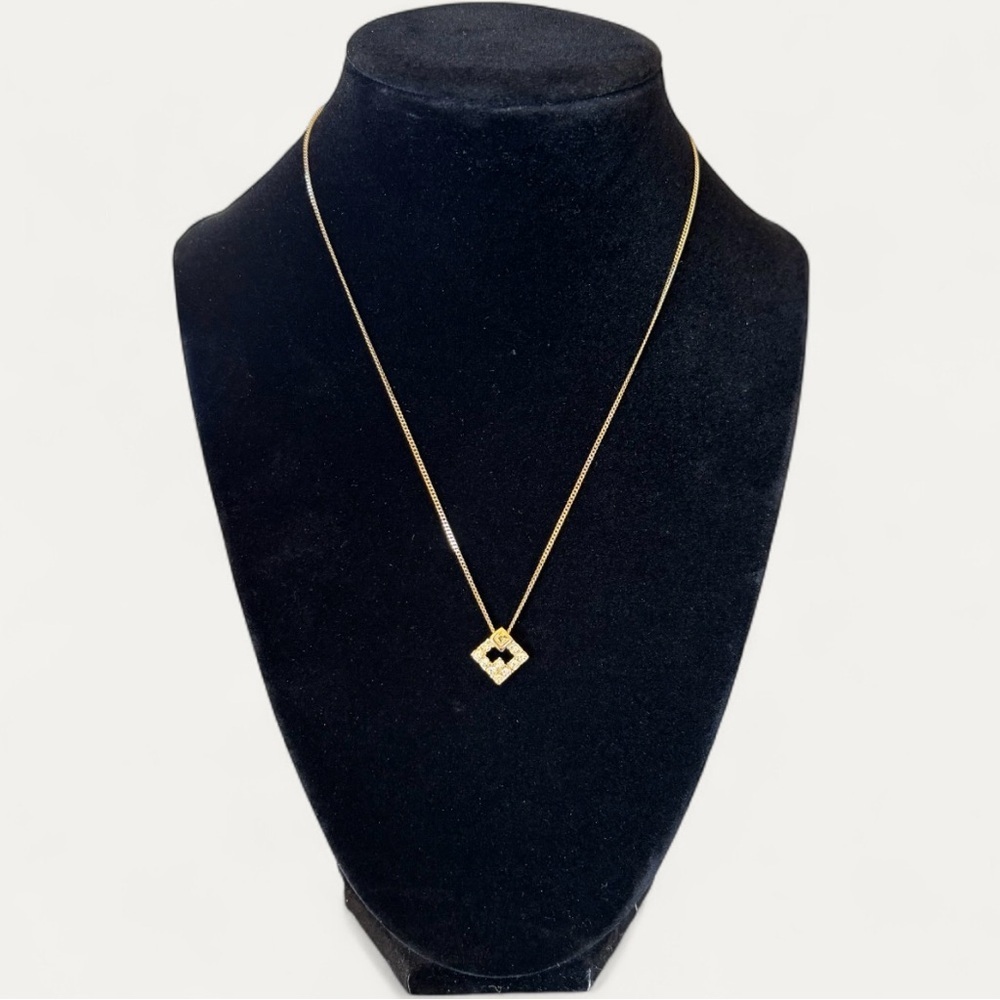 GIVENCHY 
Vintage Crystal G Pendant Necklace - Picture 4 of 12